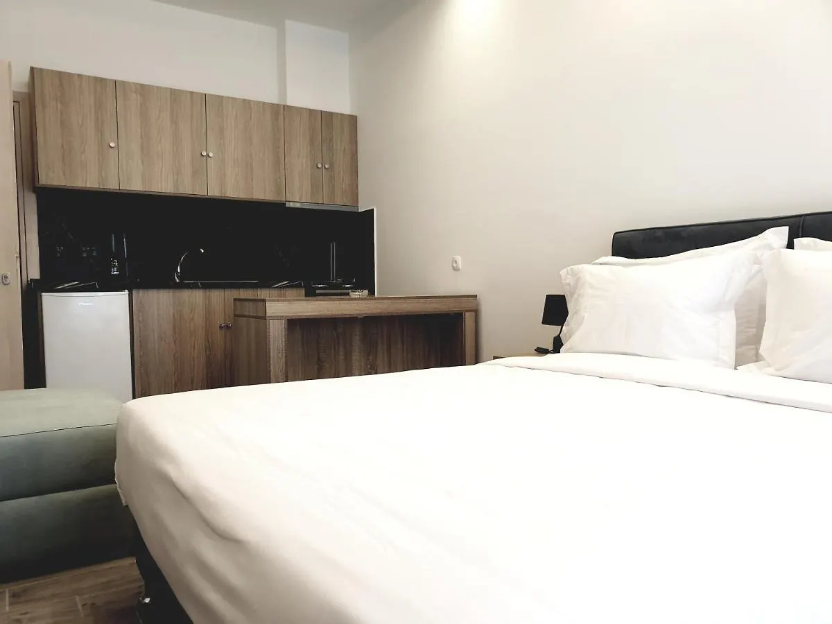 Eantos Studios And Suites Peraía 0*,